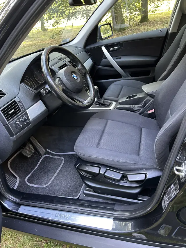 BMW X3 2.0D Step
