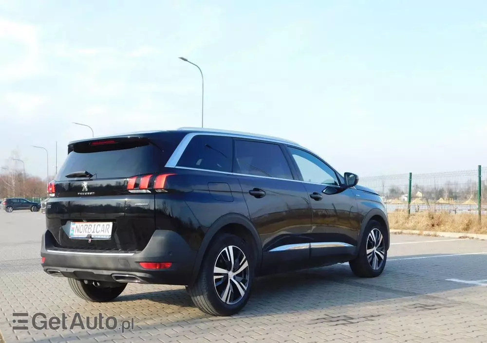 PEUGEOT 5008 1.6 PureTech GT Line S&S EAT8