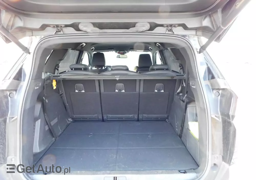 PEUGEOT 5008 1.6 PureTech GT Line S&S EAT8