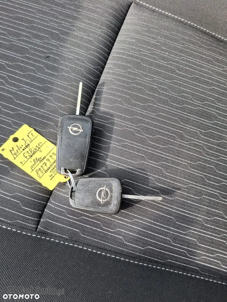 OPEL Astra 1.6 Selection