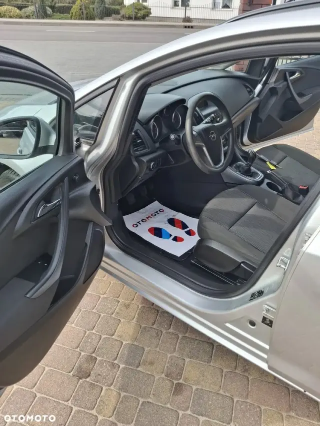 OPEL Astra 1.6 Selection