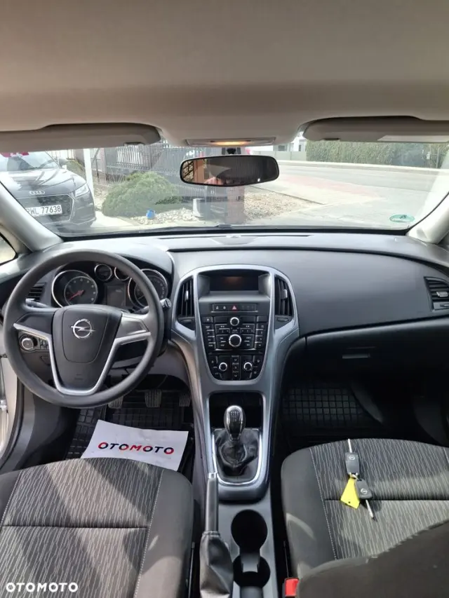 OPEL Astra 1.6 Selection