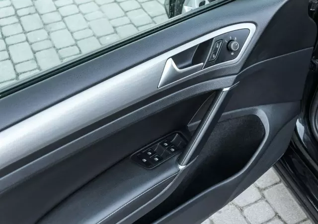 VOLKSWAGEN Golf VII 1.4 TSI BMT Highline