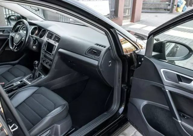 VOLKSWAGEN Golf VII 1.4 TSI BMT Highline