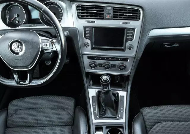 VOLKSWAGEN Golf VII 1.4 TSI BMT Highline