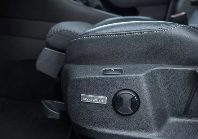 VOLKSWAGEN Golf VII 1.4 TSI BMT Highline