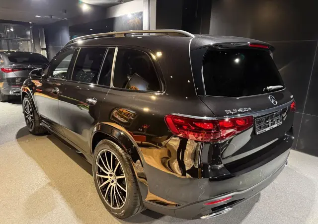 MERCEDES-BENZ GLS 