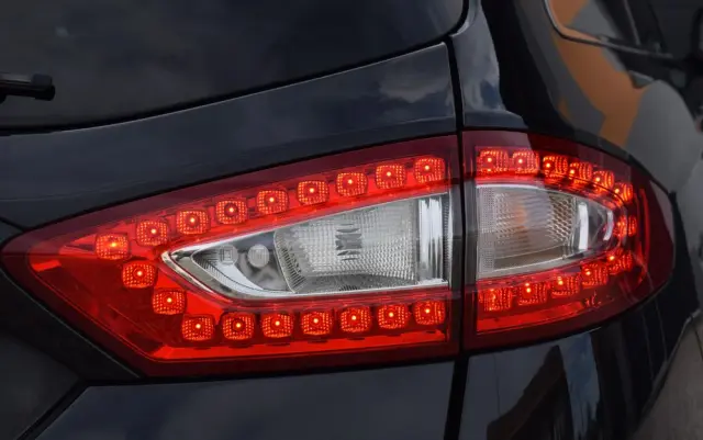 FORD Mondeo SW 2.0 TDCi Titanium