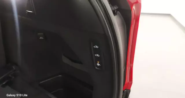 VOLVO XC 90 D5 AWD R-Design 7os