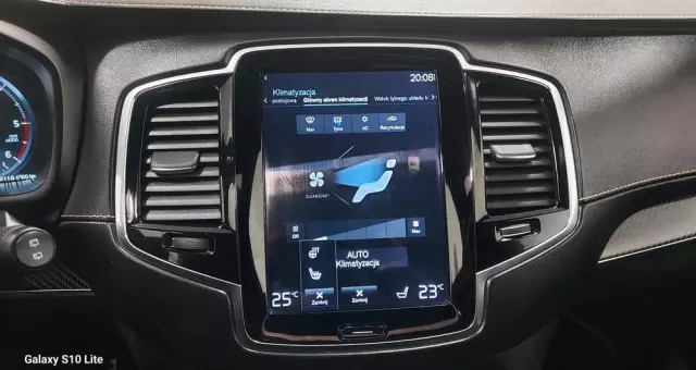 VOLVO XC 90 D5 AWD R-Design 7os