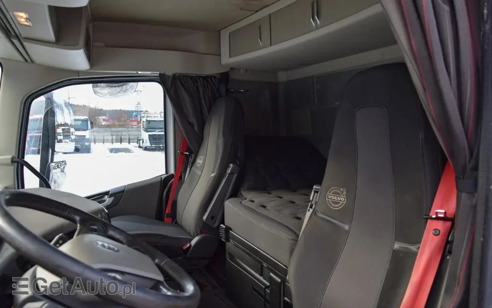 VOLVO FH500 / NISKA KABINA / HYDRAULIKA / EURO 6 / ACC / LEDY / ALUFELGI / SERWISOWANY / SPROWADZONY 