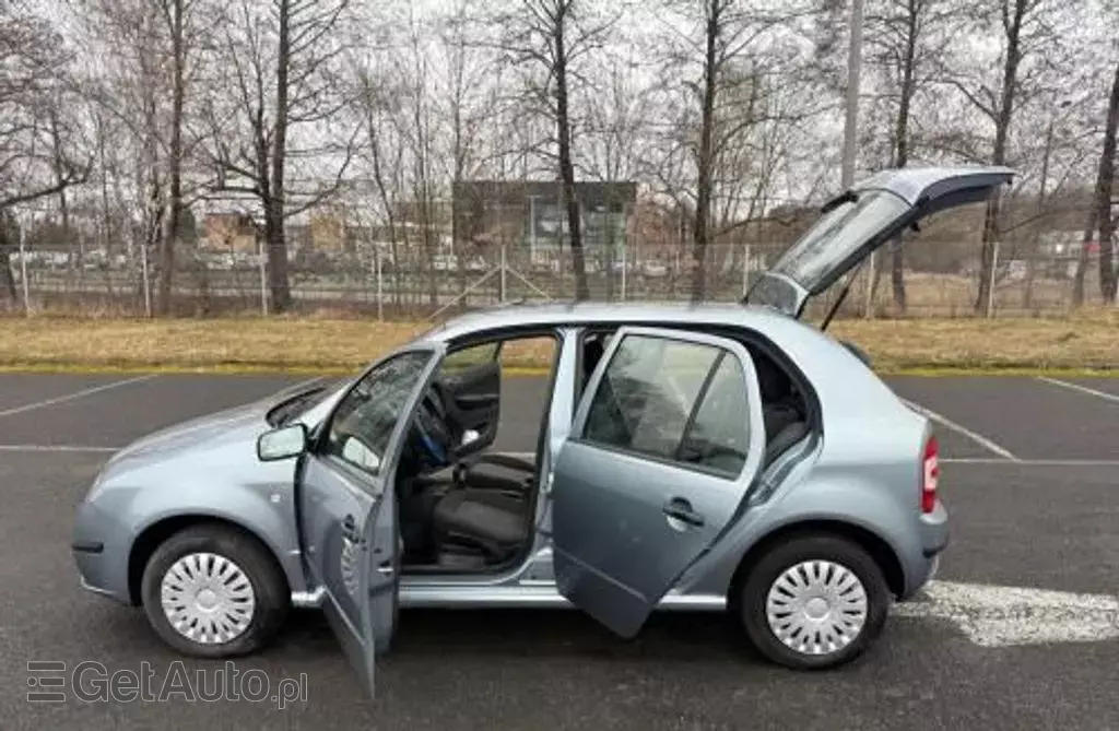 SKODA Fabia 