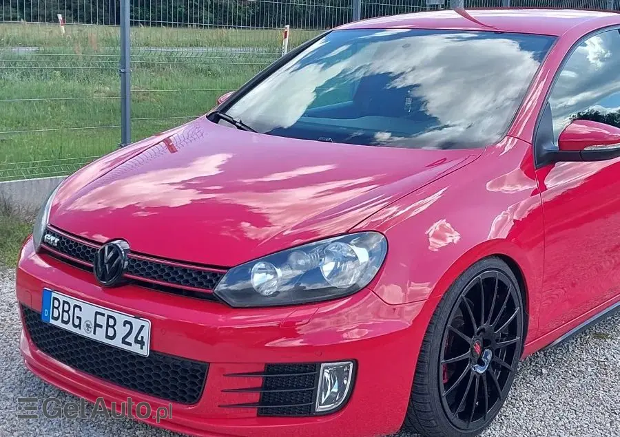 VOLKSWAGEN Golf VI 2.0 TSI GTI