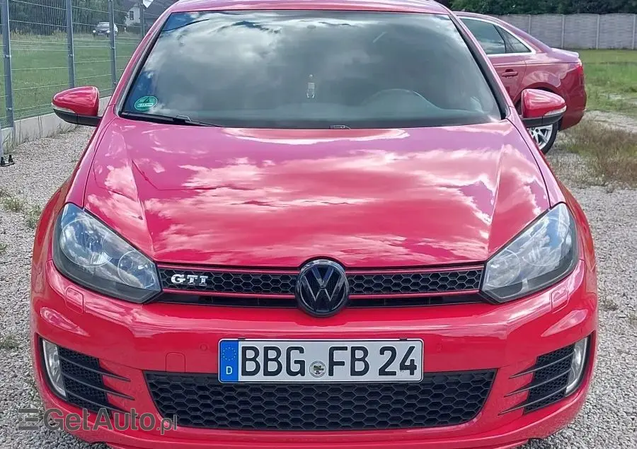 VOLKSWAGEN Golf VI 2.0 TSI GTI