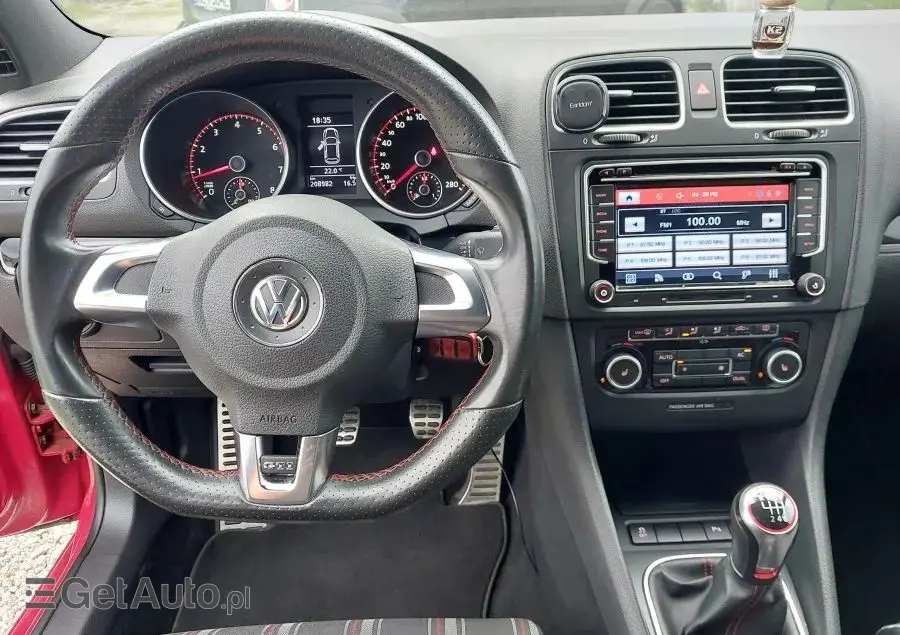 VOLKSWAGEN Golf VI 2.0 TSI GTI