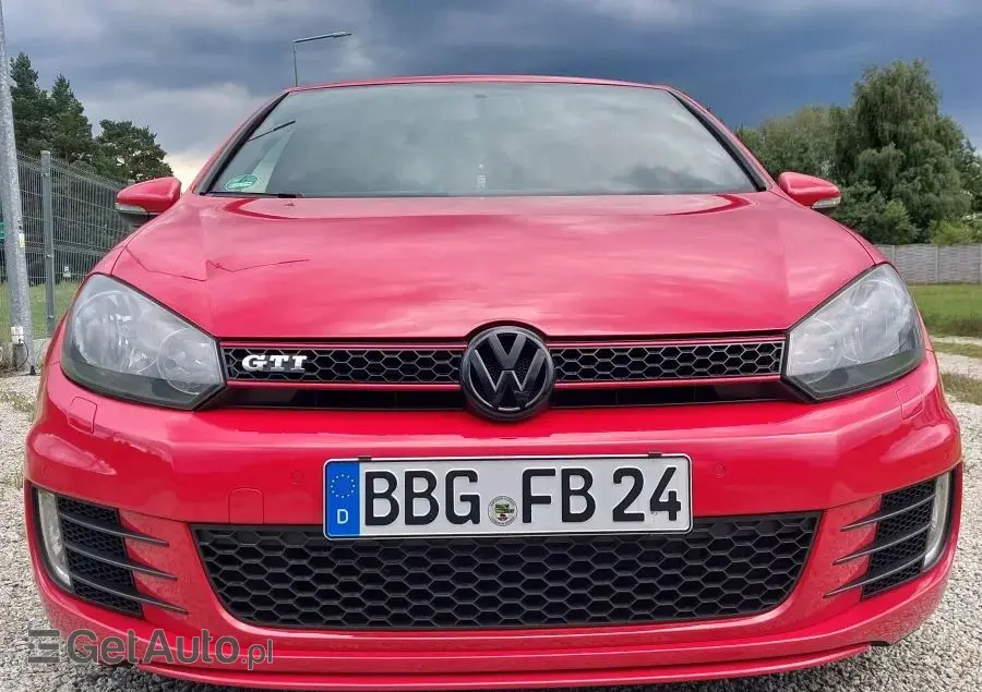 VOLKSWAGEN Golf VI 2.0 TSI GTI