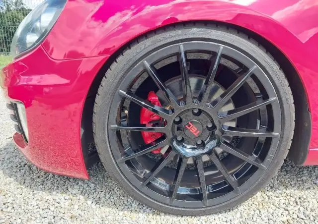 VOLKSWAGEN Golf VI 2.0 TSI GTI