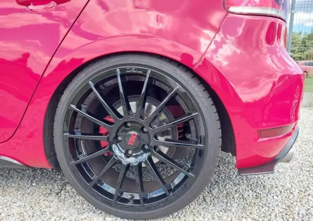 VOLKSWAGEN Golf VI 2.0 TSI GTI