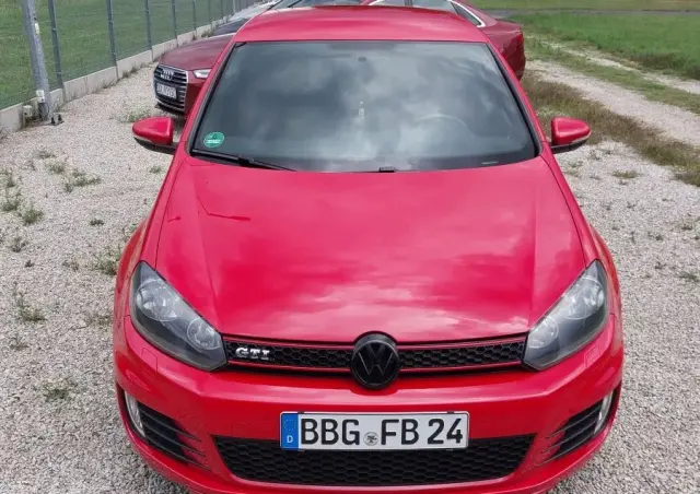 VOLKSWAGEN Golf VI 2.0 TSI GTI