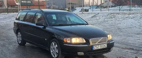 VOLVO V70 