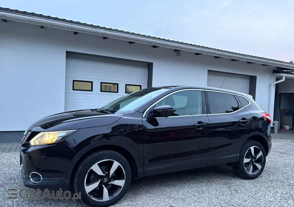 NISSAN Qashqai 1.6 DIG-T N-Vision
