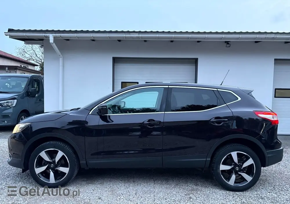 NISSAN Qashqai 1.6 DIG-T N-Vision