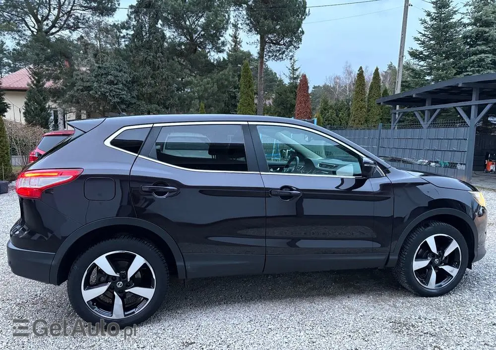 NISSAN Qashqai 1.6 DIG-T N-Vision