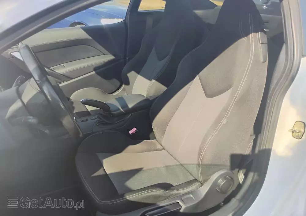 PEUGEOT RCZ 1.6 155 THP Onyx