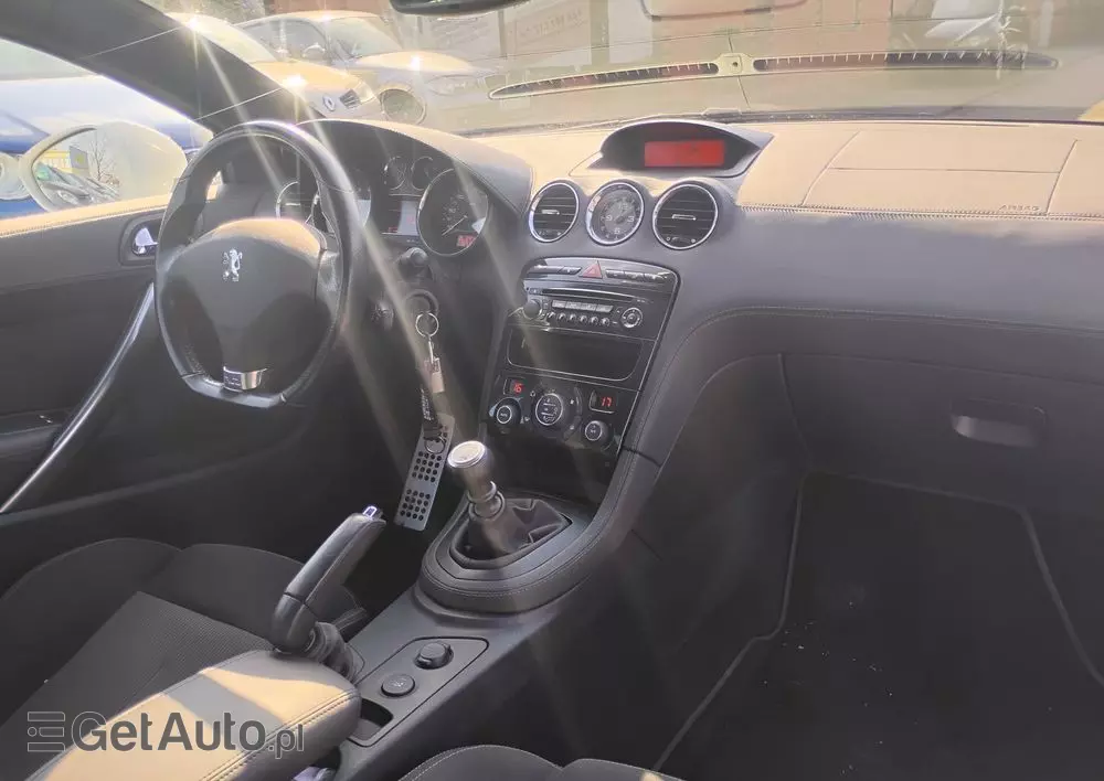 PEUGEOT RCZ 1.6 155 THP Onyx