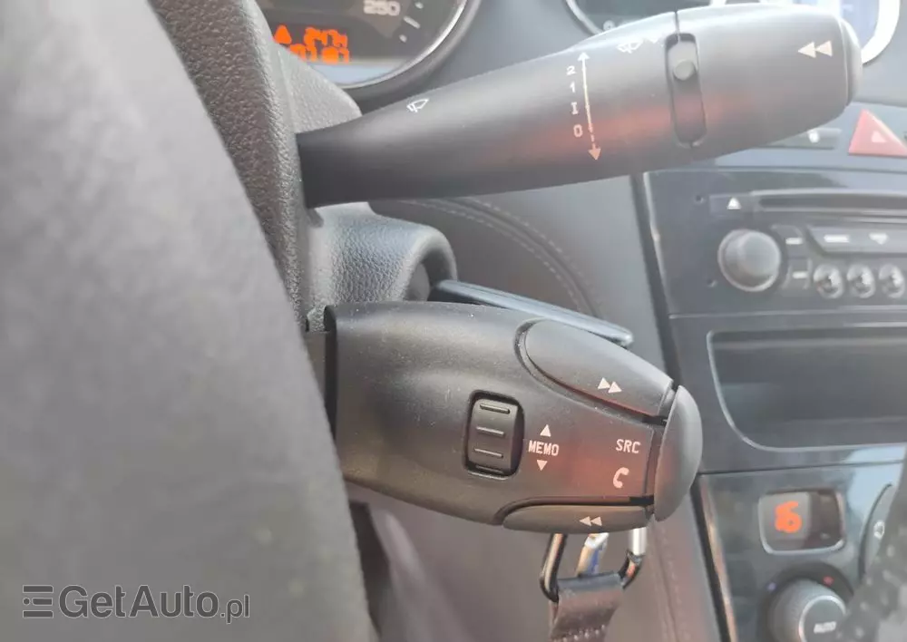 PEUGEOT RCZ 1.6 155 THP Onyx