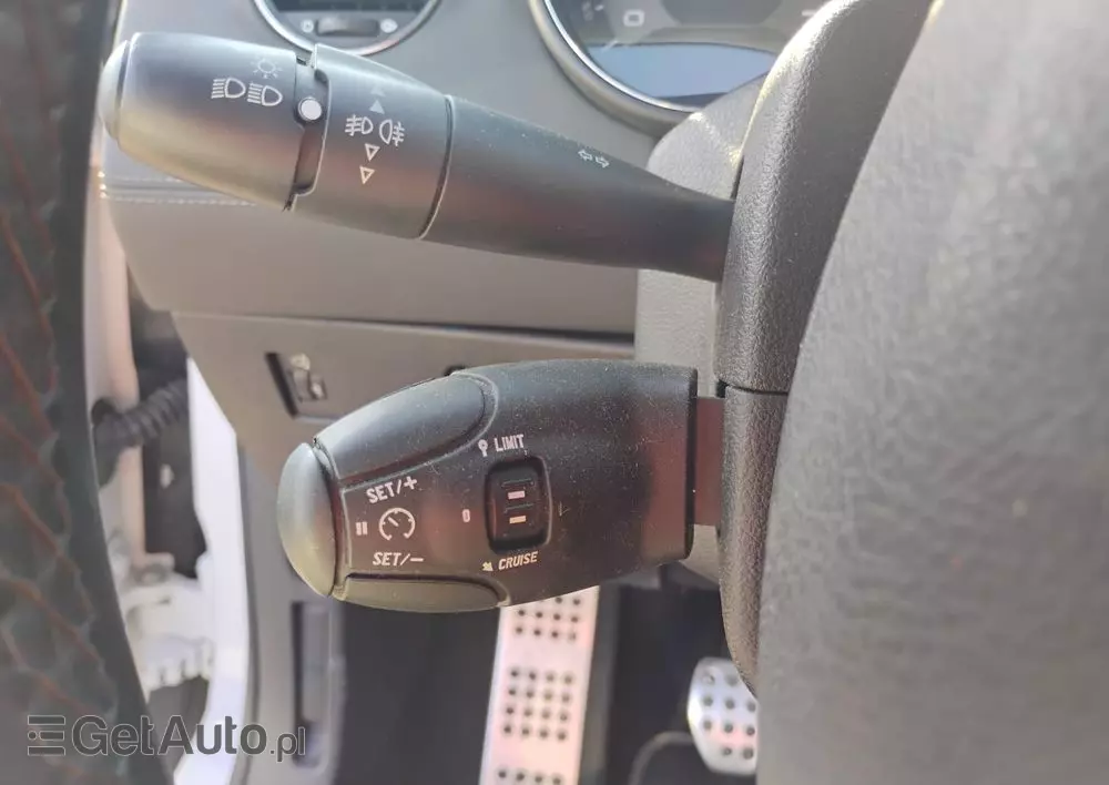 PEUGEOT RCZ 1.6 155 THP Onyx