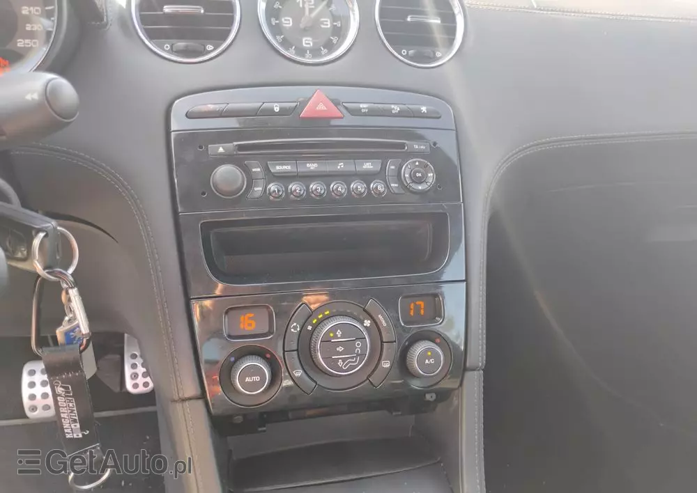 PEUGEOT RCZ 1.6 155 THP Onyx