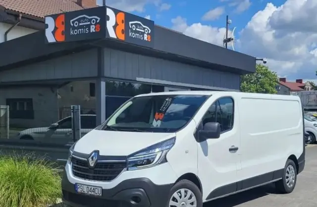 RENAULT Trafic 