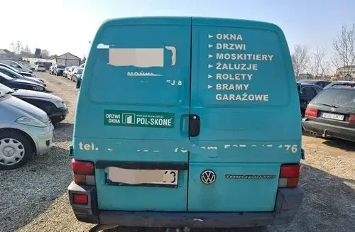 VOLKSWAGEN Transporter 