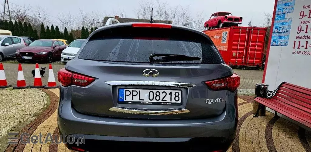 INFINITI Qx70 