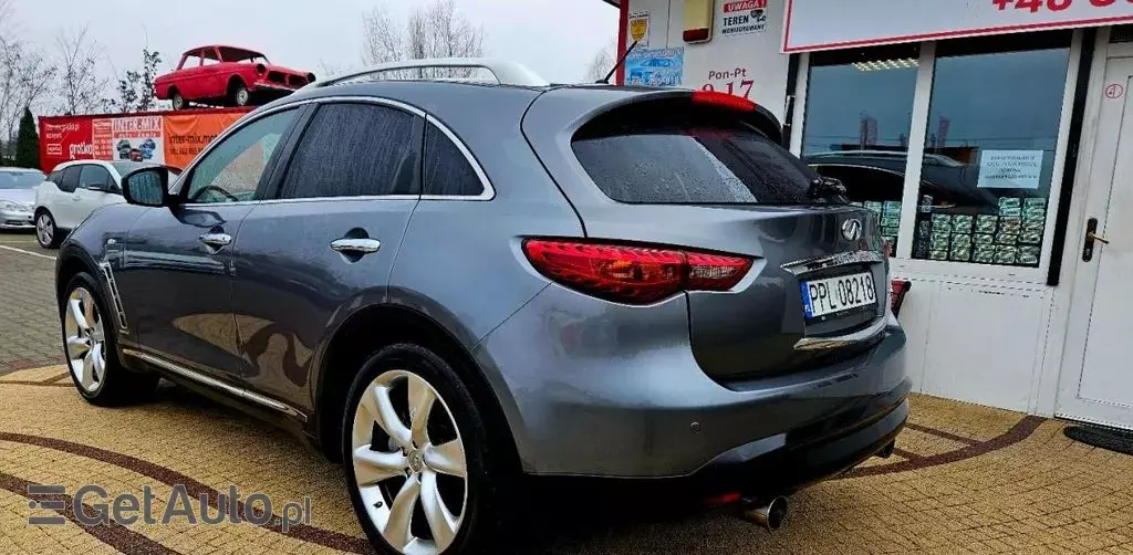 INFINITI Qx70 