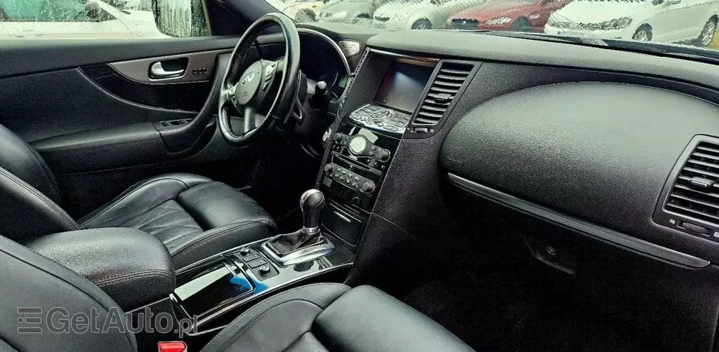 INFINITI Qx70 