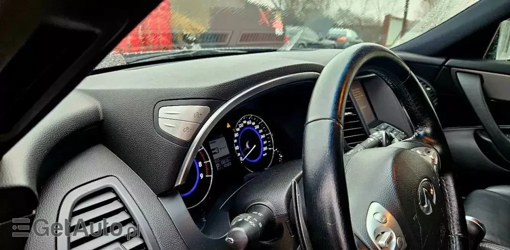 INFINITI Qx70 