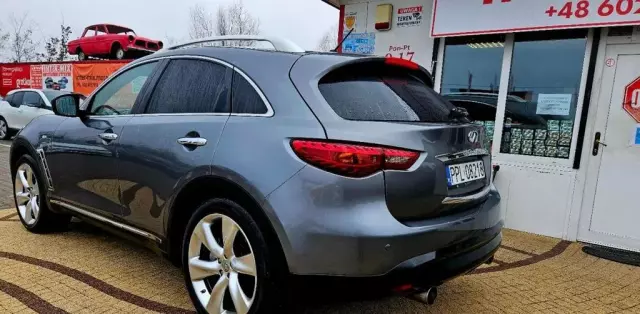 INFINITI Qx70 