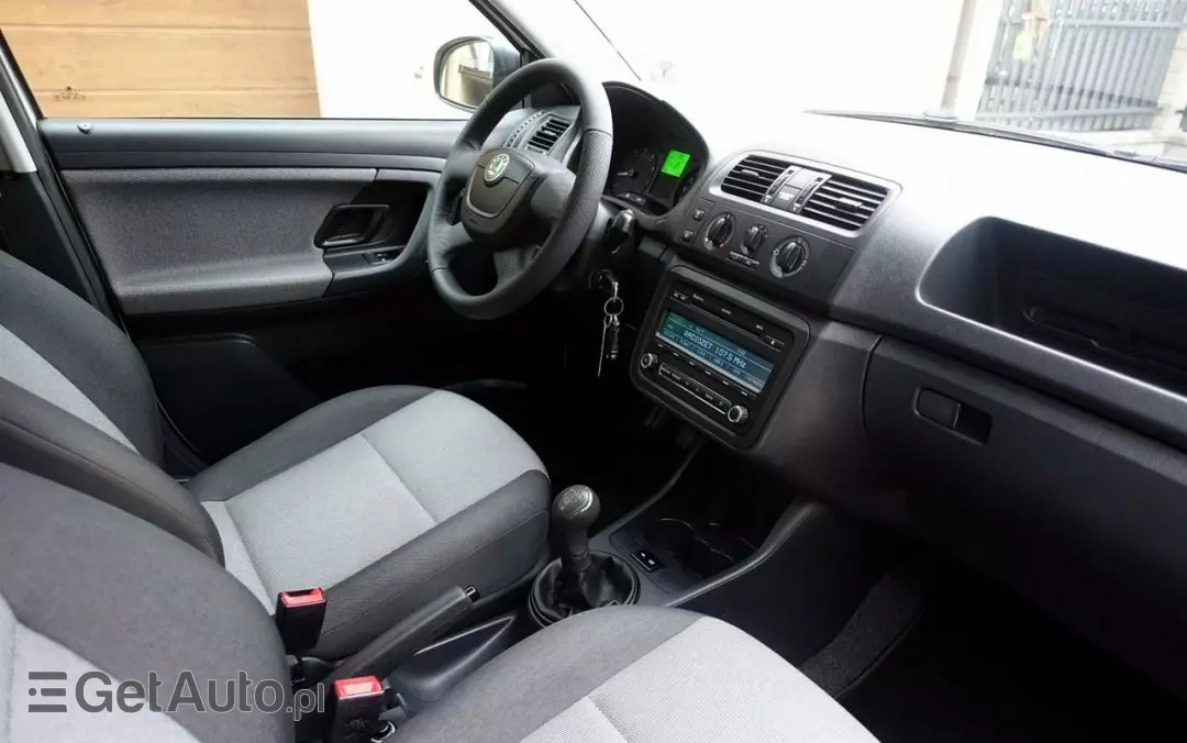 SKODA Fabia 