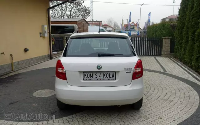 SKODA Fabia 