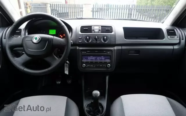 SKODA Fabia 
