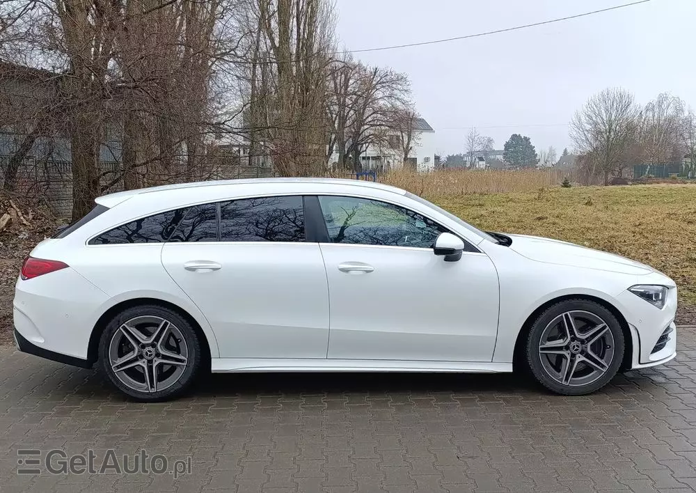 MERCEDES-BENZ CLA 220 7G-DCT