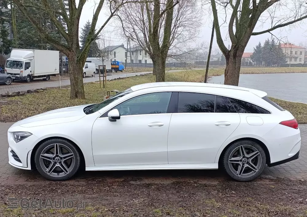 MERCEDES-BENZ CLA 220 7G-DCT