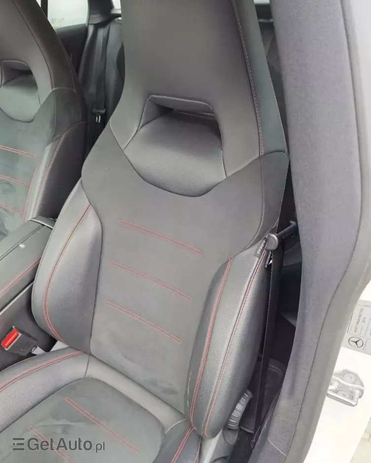 MERCEDES-BENZ CLA 220 7G-DCT