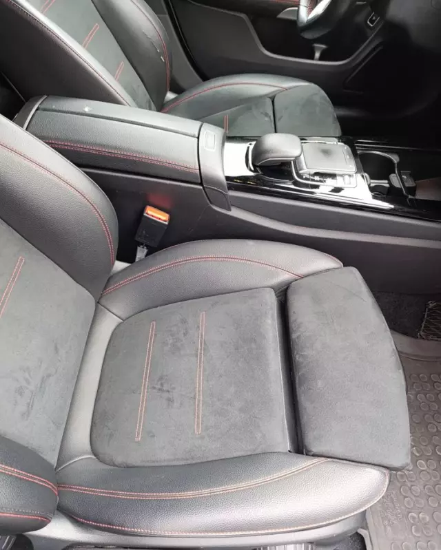 MERCEDES-BENZ CLA 220 7G-DCT