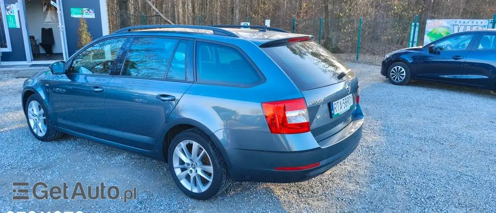 SKODA Octavia 2.0 TDI 4x4 Elegance