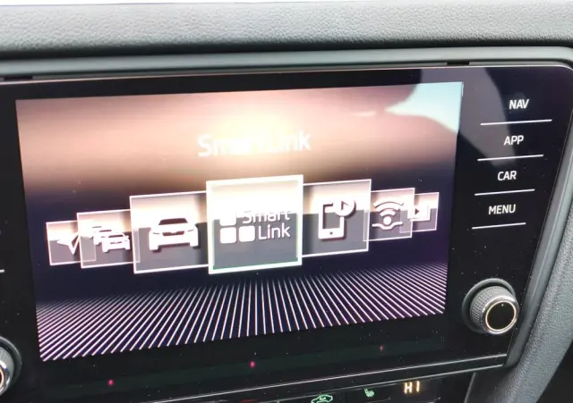 SKODA Octavia 2.0 TDI 4x4 Elegance