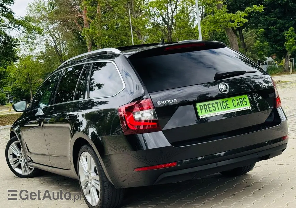 SKODA Octavia 1.6 TDI DSG Premium Edition