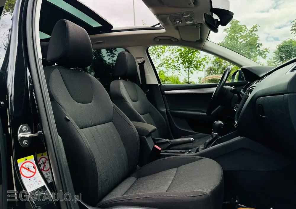 SKODA Octavia 1.6 TDI DSG Premium Edition